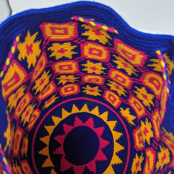 Wayuu Mochila Bag from Colombia, La Guajira - Picture 3 of 3